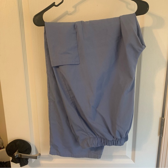 Scrub Star Butterfly Yellow Top Blue Pant Size XL Woman’s Scrubs Set - Picture 3 of 5